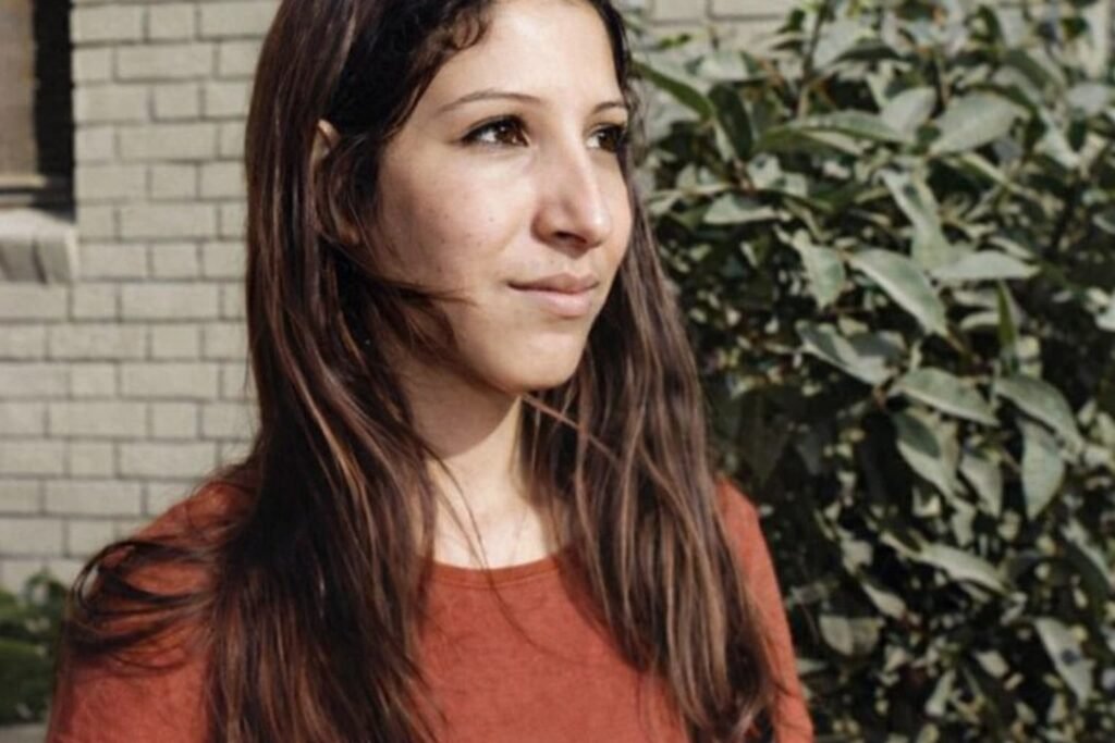 Dîroka Jinê Kurd: Xwendineke Dîrokî–Civakî